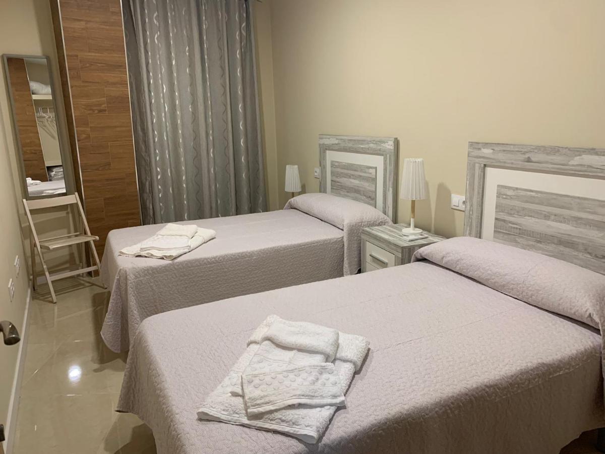 Apartamentos La Union Arroyo de la Luz Екстериор снимка